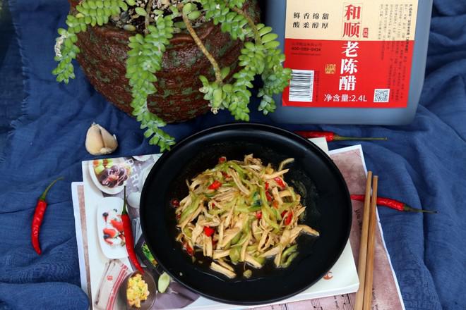 黃瓜拌雞絲的做法-酸辣味拌菜譜