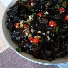涼拌黑木耳的做法-酸辣味拌菜譜