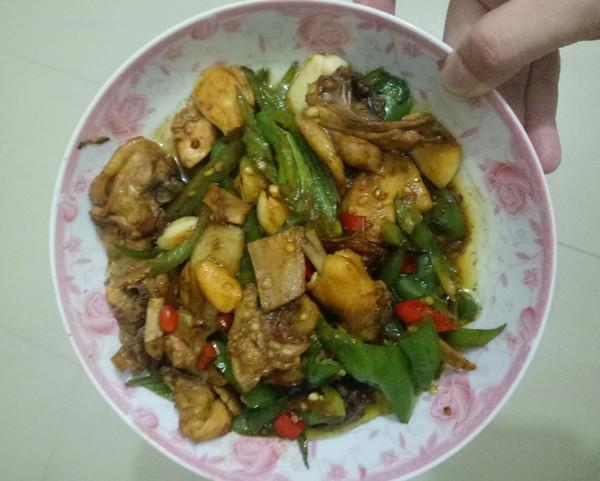 青椒小炒雞塊的做法-家常味炒菜譜