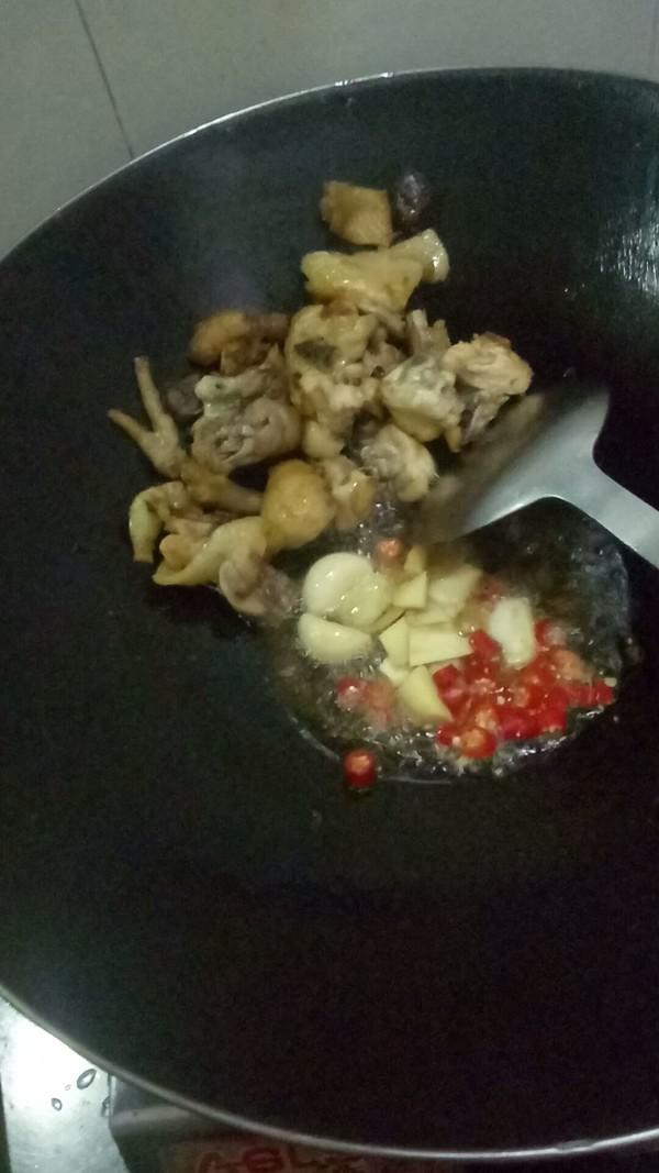 青椒小炒雞塊的做法-家常味炒菜譜