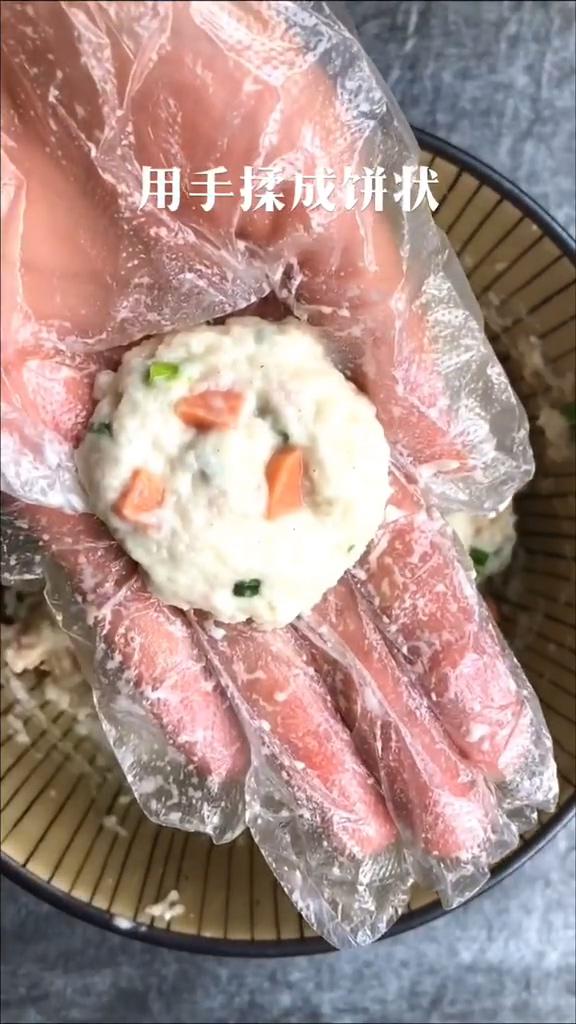 香煎小藕餅的做法-咸鮮味煎菜譜