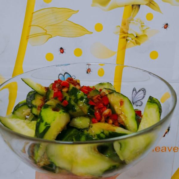 涼拌青瓜的做法-家常味拌菜譜