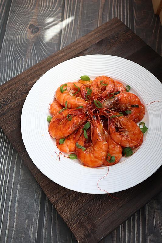 茄汁大蝦的做法-家常味炒菜譜
