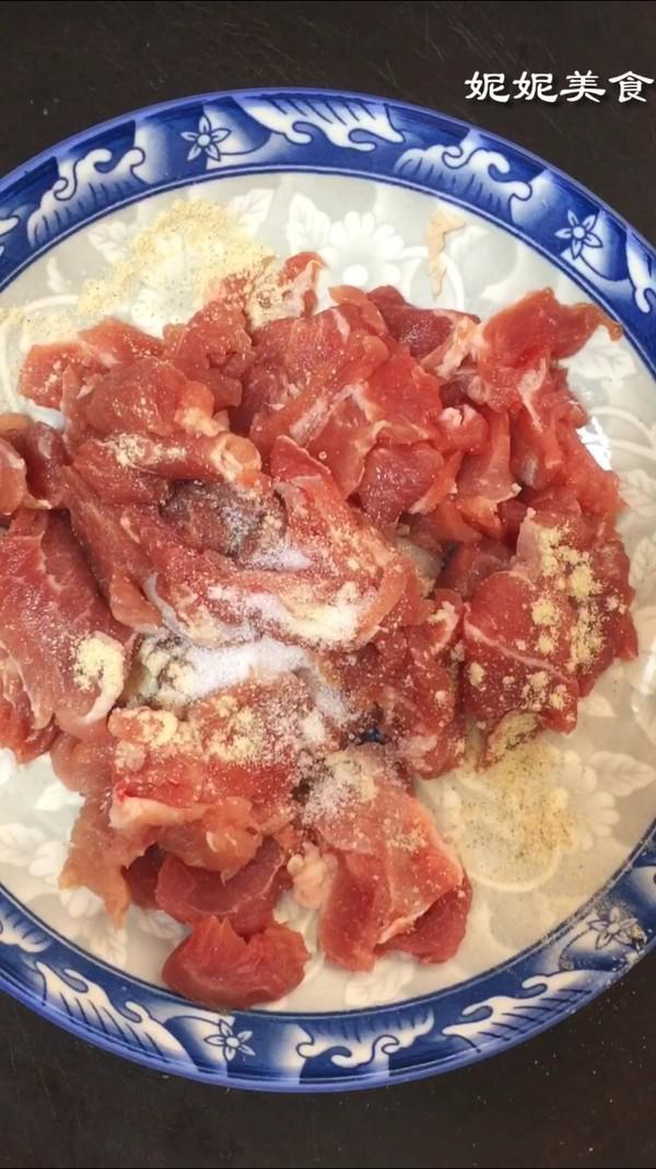 小蒜炒肉片的做法-家常味炒菜譜-易網健康養生網 小蒜炒肉片的做法-家常味炒菜譜