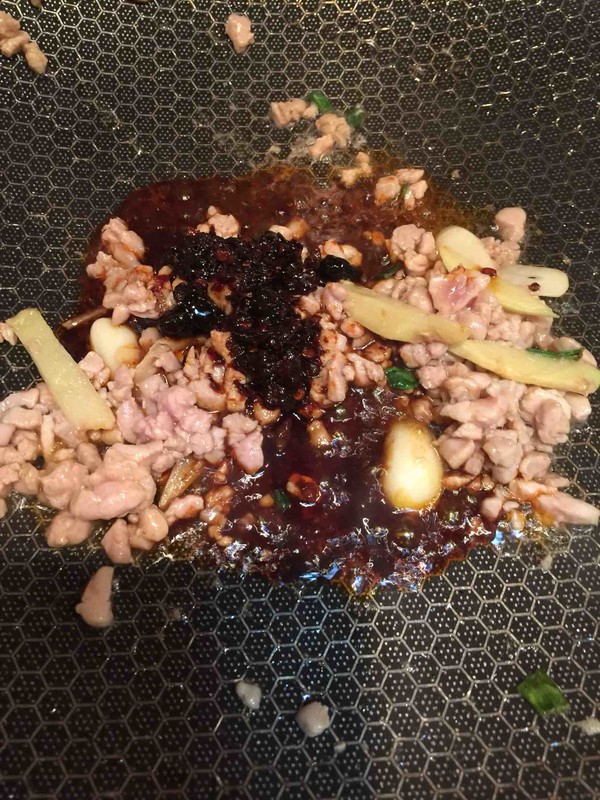 肉末土豆條的做法-香辣味煮菜譜