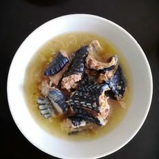 火腿肉燉烏梢蛇的做法-咸鮮味燉菜譜