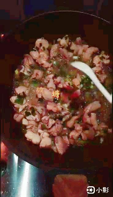 栗子燒雞腿的做法-家常味燒菜譜