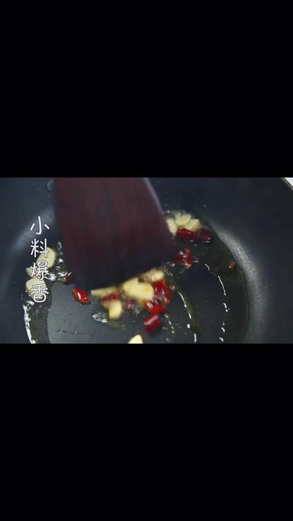 酸辣土豆條的做法-家常味炒菜譜