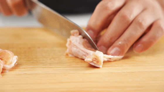 雞腿燴鮮菇【孔老師教做菜】的做法-家常味炒菜譜