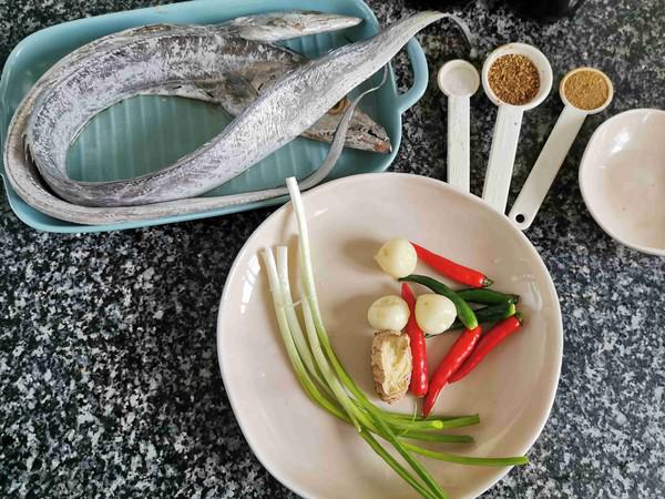 香辣帶魚的做法-香辣味烤菜譜