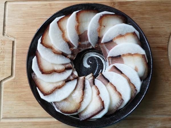 蘿卜蒸臘肉的做法-咸鮮味蒸菜譜