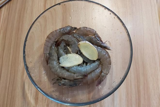 油燜大蝦(懶人版)的做法-咸鮮味炒菜譜-易網健康養生網 油燜大蝦(懶人版)的做法-咸鮮味炒菜譜