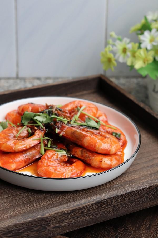 油燜大蝦(懶人版)的做法-咸鮮味炒菜譜-易網健康養生網 油燜大蝦(懶人版)的做法-咸鮮味炒菜譜