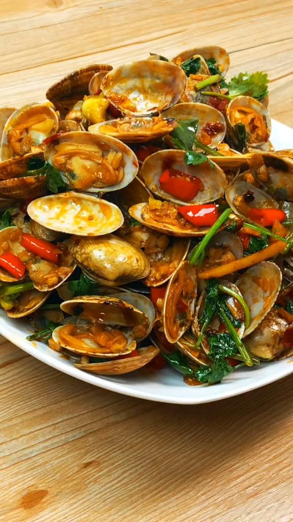 香辣花甲的做法-香辣味炒菜譜