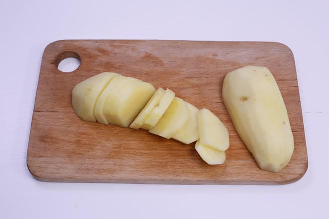 家常炒土豆片的做法-香辣味炒菜譜