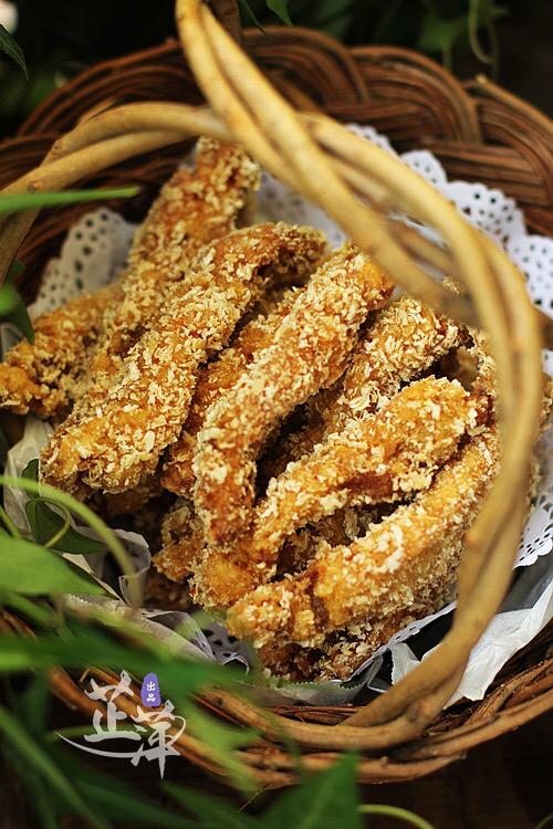 香酥鴨條的做法-香辣味炸菜譜