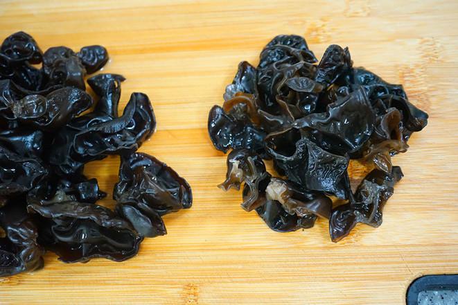 芹菜木耳炒雞蛋的做法-家常味炒菜譜