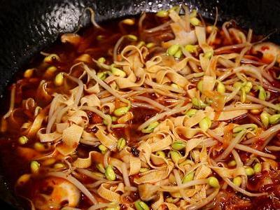 毛血旺的做法-家常味煮菜譜