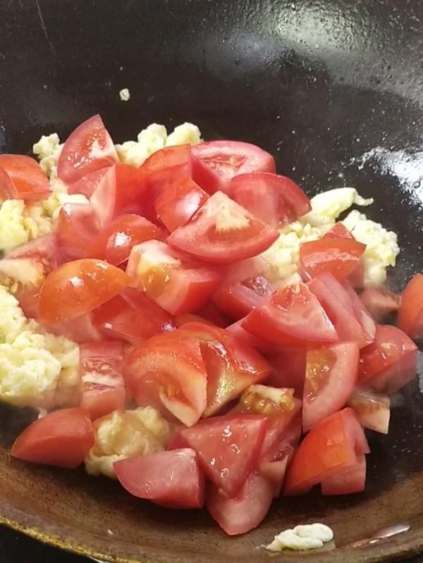 番茄炒雞蛋的做法-咸鮮味炒菜譜