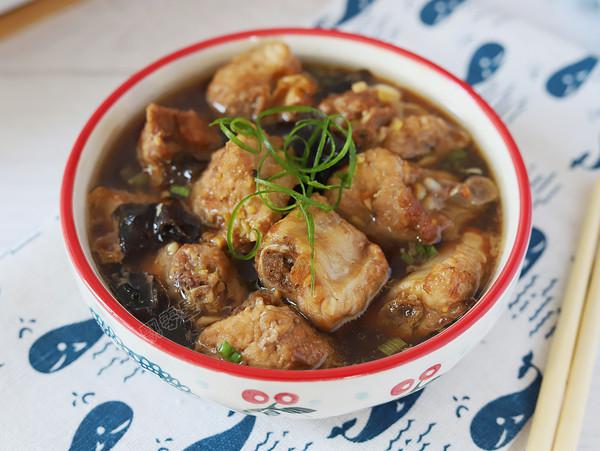 木耳蒸排骨的做法-家常味蒸菜譜