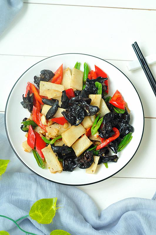 木耳山藥的做法-家常味炒菜譜