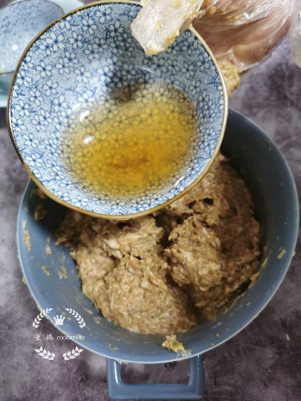 豬肉大蔥包子的做法-家常味蒸菜譜