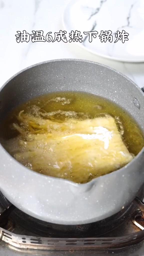香酥金針菇的做法-咸鮮味炸菜譜