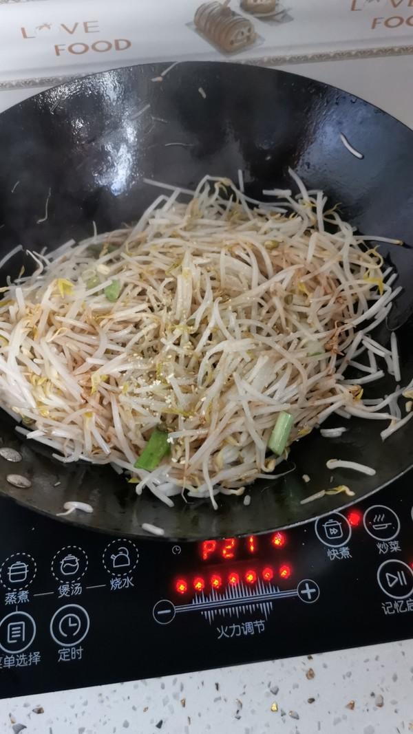 豆芽炒香腸的做法-咸鮮味炒菜譜