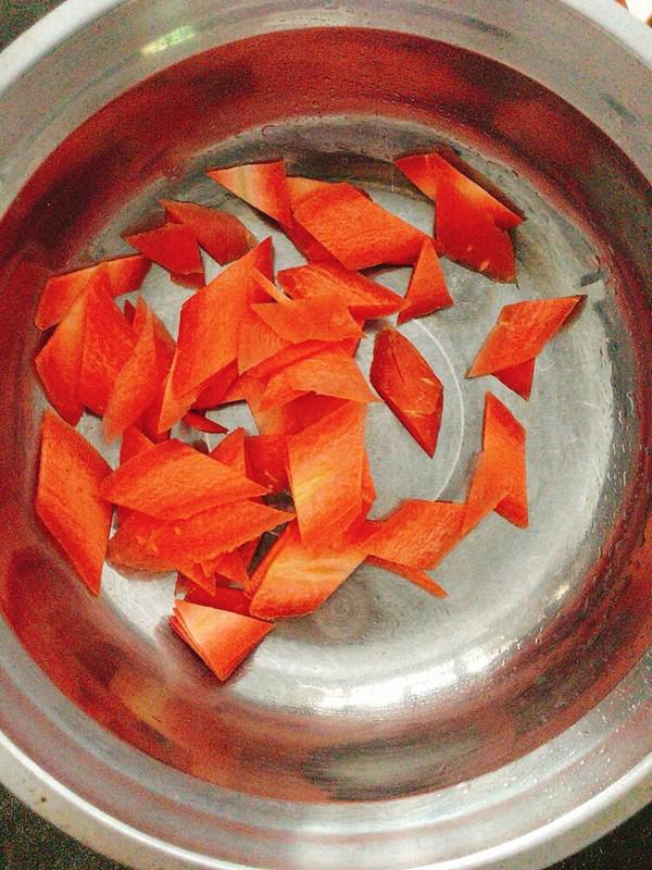 白菜肉丸的做法-咸鮮味燉菜譜