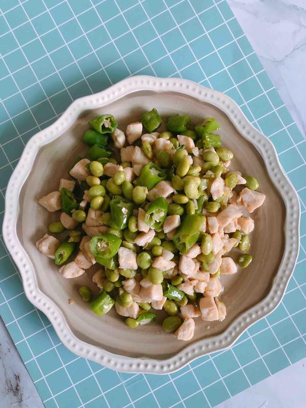 青豆雞丁的做法-家常味炒菜譜