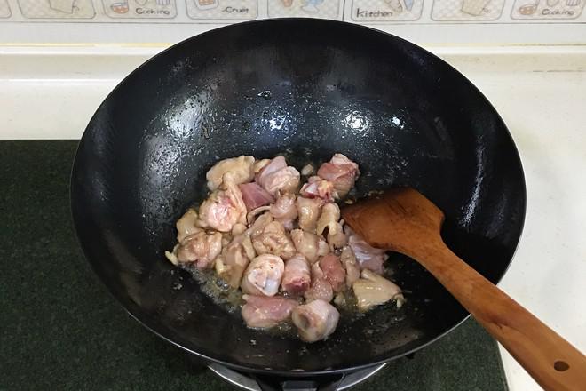 香菇燉雞的做法-家常味燉菜譜