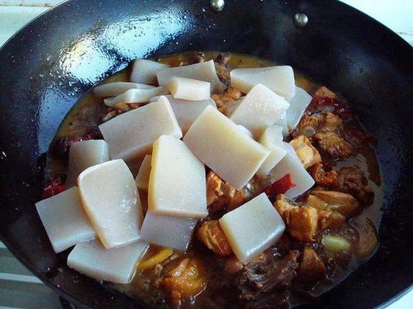 魔芋大盤(pán)雞的做法-香辣味燒菜譜