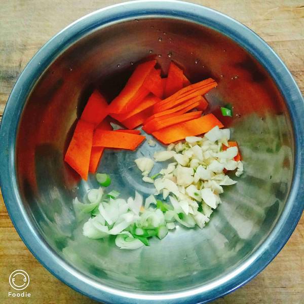 爆炒豆腐干的做法-家常味爆菜譜