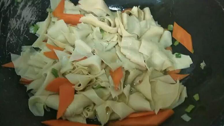 炒干豆腐的做法-家常味炒菜譜