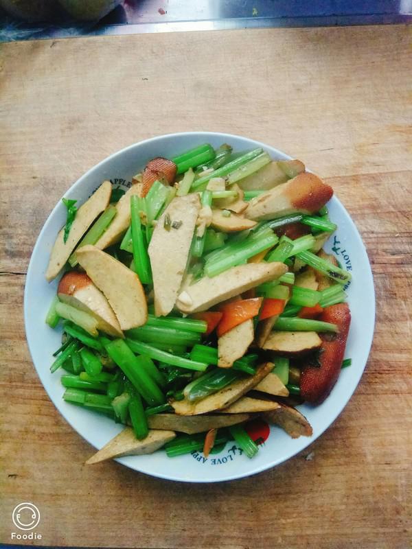 爆炒豆腐干的做法-家常味爆菜譜