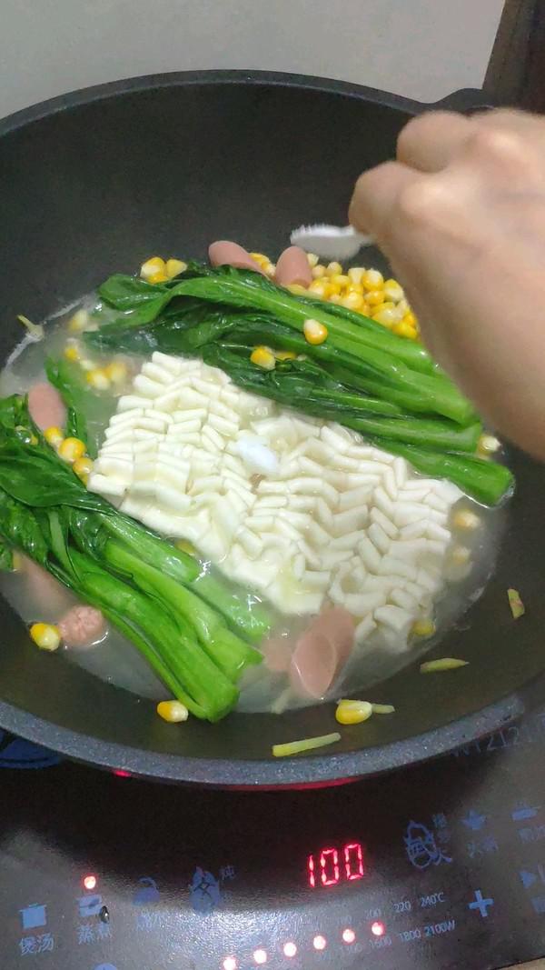 玉米火腿魚腩湯粉的做法-家常味煮菜譜