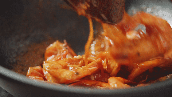 橄欖油油爆蝦【孔老師教做菜】的做法-酸甜味炸菜譜