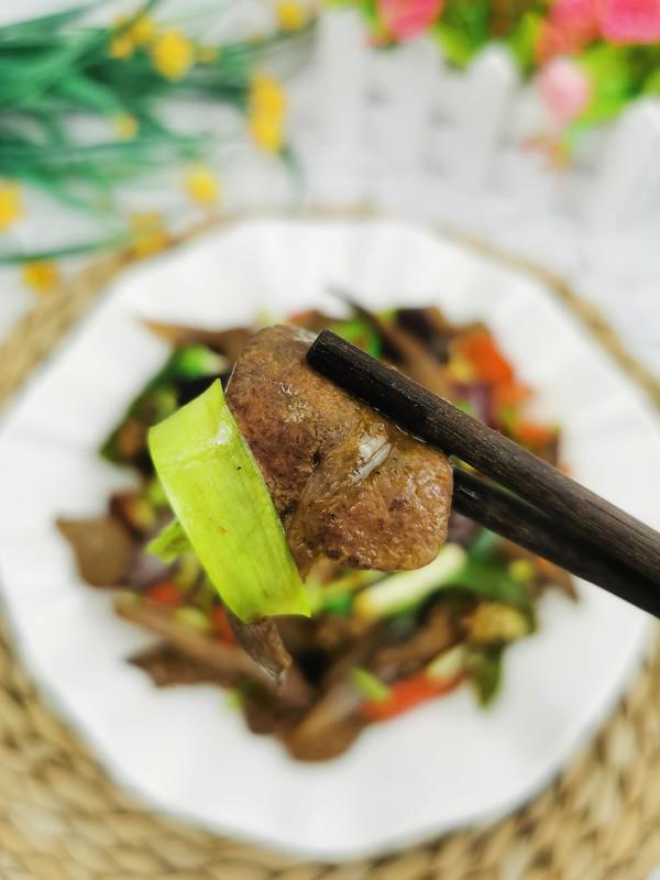 嫩爆豬肝的做法-香辣味炒菜譜