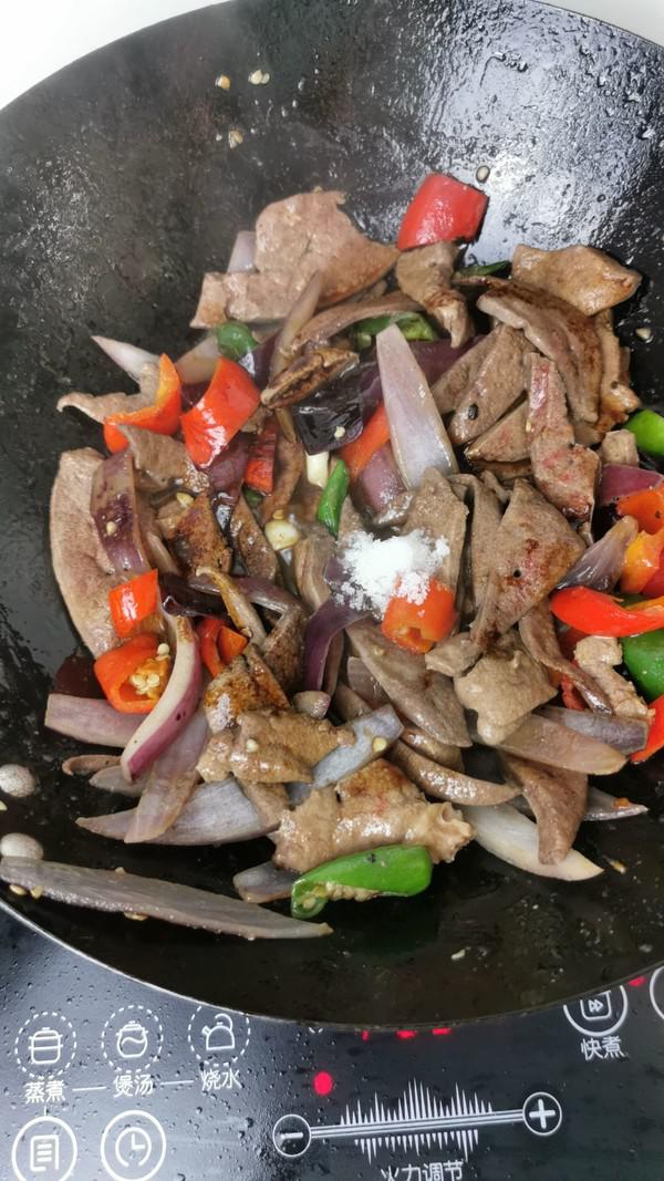 嫩爆豬肝的做法-香辣味炒菜譜
