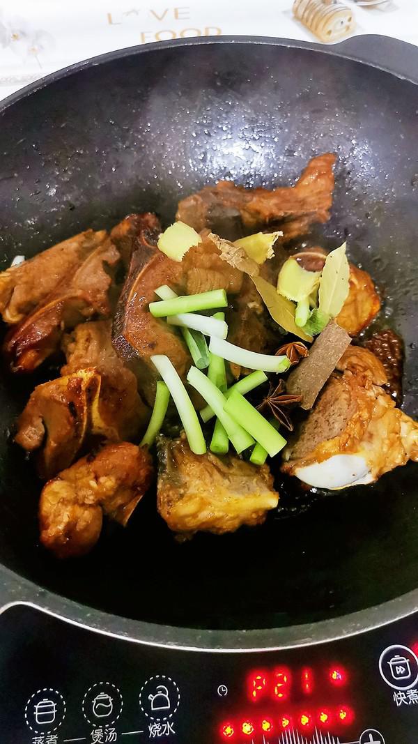 紅燒豬大骨的做法-咸鮮味燒菜譜