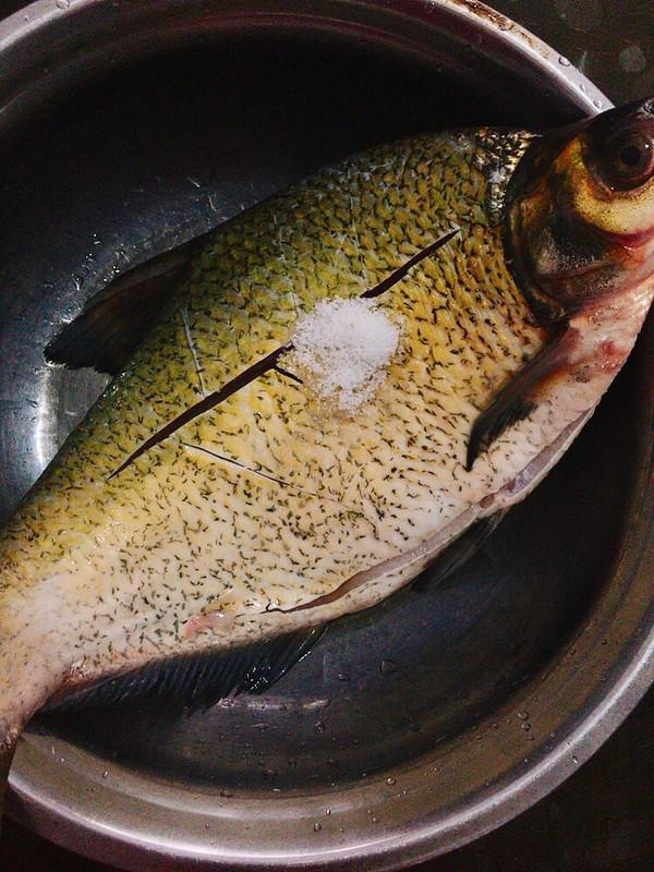 清蒸武昌魚的做法-咸鮮味蒸菜譜