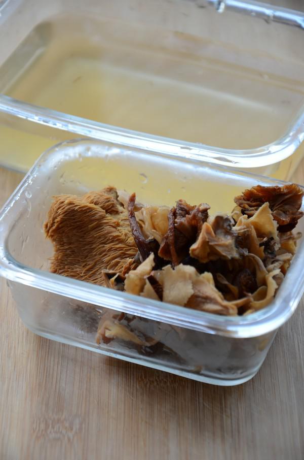 菌菇燉雞湯的做法-家常味燉菜譜