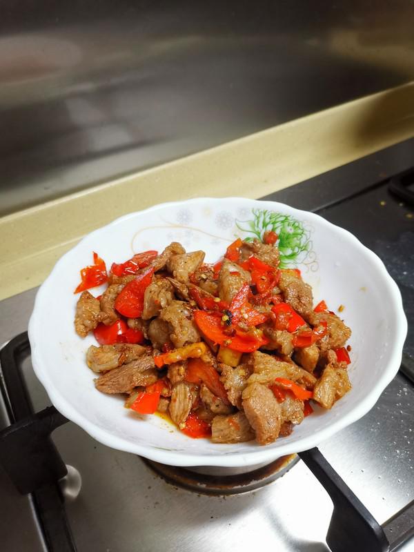 甜椒炒豬肘的做法-家常味爆菜譜