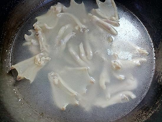 泡椒鴨掌的做法-酸辣味泡菜譜