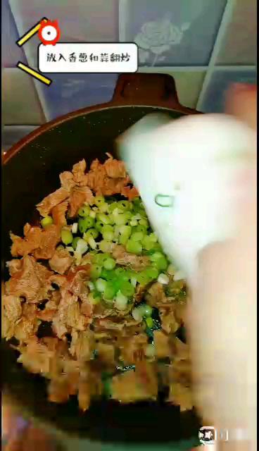 香菇燒牛肉的做法-家常味燒菜譜