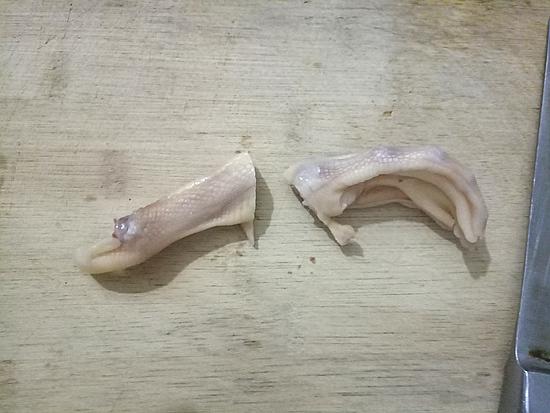 泡椒鴨掌的做法-酸辣味泡菜譜