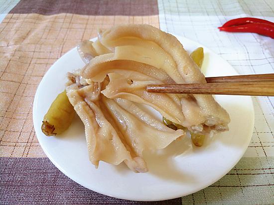 泡椒鴨掌的做法-酸辣味泡菜譜