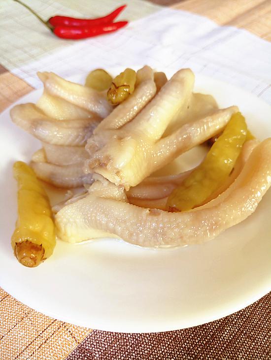 泡椒鴨掌的做法-酸辣味泡菜譜