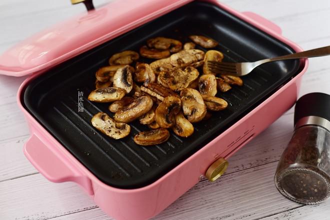 黑椒煎蘑菇的做法-咸鮮味煎菜譜