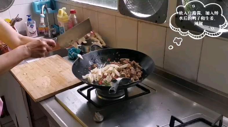 姜爆鴨的做法-咸鮮味爆菜譜